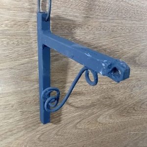 Par de Ménsulas de Herrería Artesanal para Colgar Macetas - imagen 3
