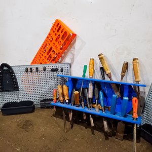 Lote de 4 Exhibidores y Portaherramientas con Formones - imagen 2