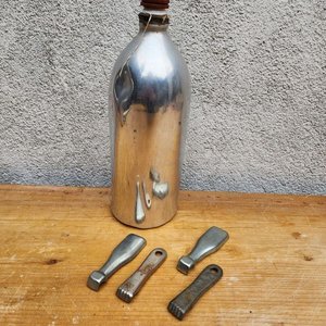 Lote anterior: Lote de Destapadores y Porrón de Aluminio de Colección