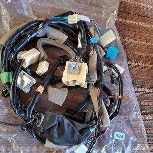 Arnés de Cables Automotriz con Conectores Varios - imagen 2
