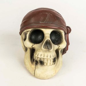 Lote anterior: Calavera de la película Piratas del Caribe 