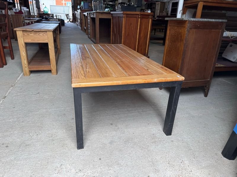 Item 877775 - Image 1