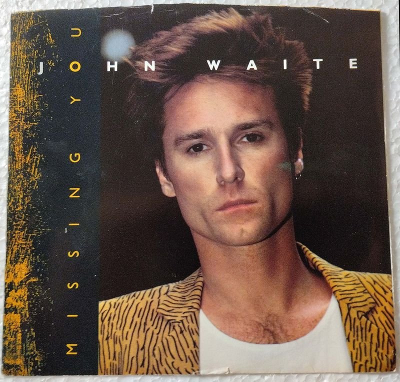 Lote siguiente: Vinilo de JOHN WAITE: "Missing You" de 1984