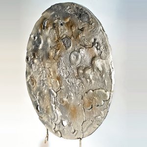 Escultura Circular "Luna" en Metal con Base Rectangular - imagen 4