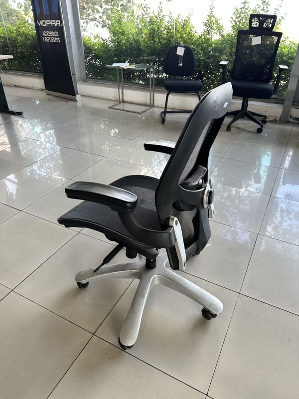 Item 904276 - Image 2