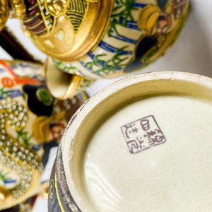 Juego de Porcelana Satsuma con Dragones y Figuras Orientales - imagen 6