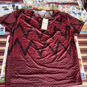 Blusa B&G Talle M/L con Diseño Zigzag - imagen 3
