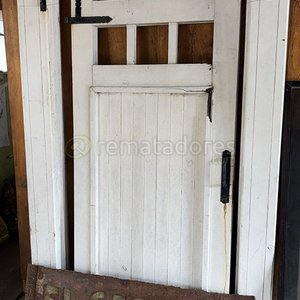 Lote anterior: Puerta Antigua Blanca con Detalle "El Secreto"