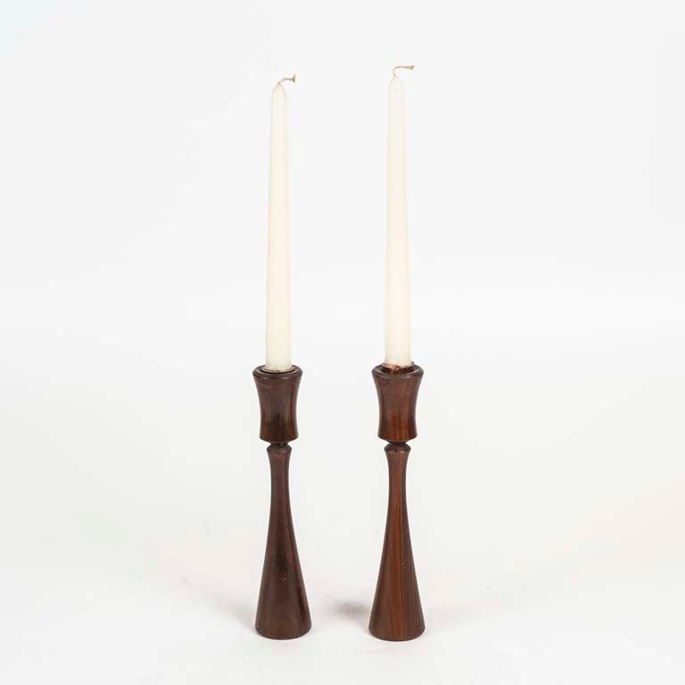 Par de Candeleros de Madera Estilo Nórdico