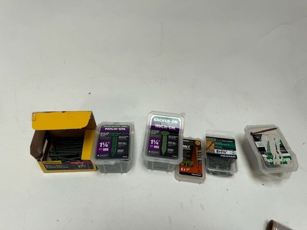 Lote de Tornillos Varios para Exterior - imagen 1