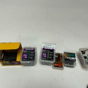 Lote anterior: Lote de Tornillos Varios para Exterior