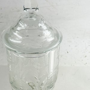 Centro de Mesa Hialino Tallado con Tapa - 28 cm - imagen 3