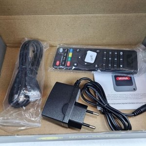 Consola de Juegos Vayava Dual System Game Box con Android TV y Accesorios - imagen 4