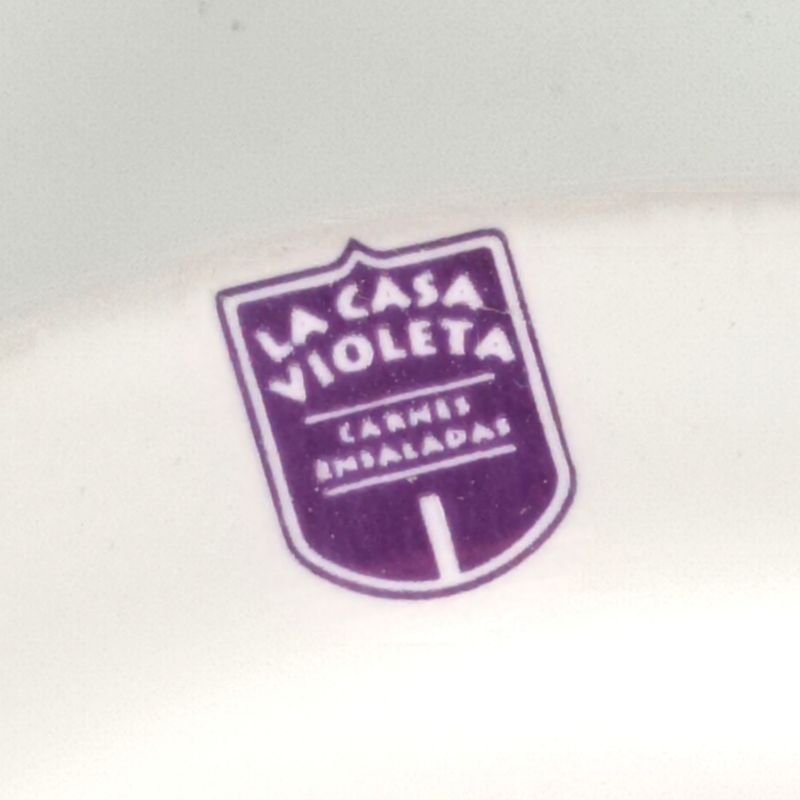 Platos de porcelana con logo de La Casa Violeta - imagen 2