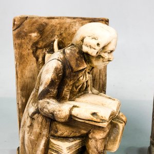 Par de Apoya Libros de Yeso con Figuras Antiguas - imagen 4