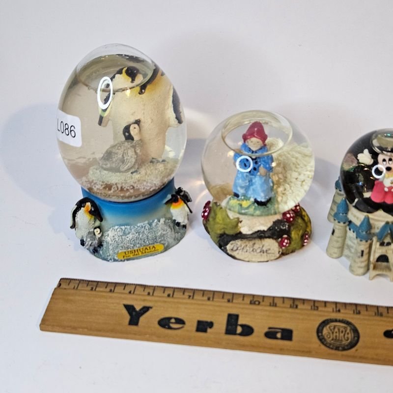 Item 852993 - Image 1