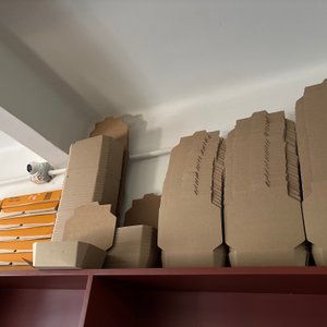 Pack de Embalaje: Botellas Plásticas, Papel Aluminio y Cajas de Cartón - imagen 1