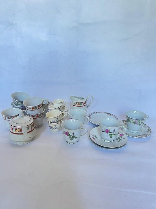 Vajilla de Porcelana con Diseños Decorativos - imagen 3
