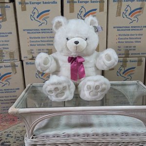 Oso de Peluche Blanco Grande "Playful Plush" con Lazo Rosa - imagen 2