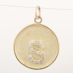 Lote siguiente: Colgante Oro 18k Letra S con Brillantes