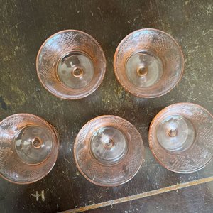 Copas de Postre Vintage Vidrio Rosa Grabado Flores (Set de 5) - imagen 4