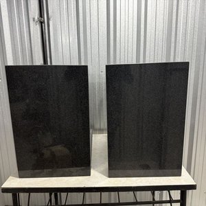 Mesitas de Apoyo Esquinero en L de Granito Negro y Cemento - imagen 16
