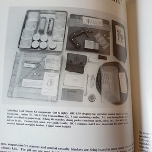 Libro "United States Combat Aircrew Survival Equipment" - Guía de Referencia Coleccionistas - imagen 7