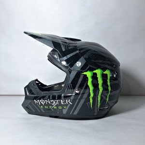 Casco Monster Energy para Competencia Talle XS con Antiparras - imagen 2