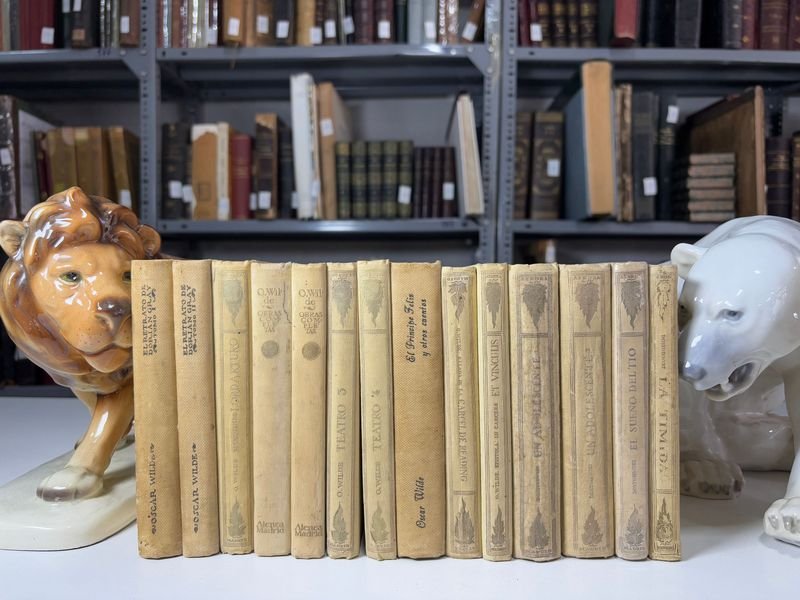 Item 889533 - Image 0