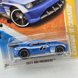 Hot Wheels Camaro 2011 Custom '11 Premiere - imagen 2