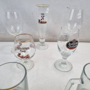 L 374 - Lote De 7 Piezas - Lote de vasos, copas y jarras de colección, con marcas de cerveza Pilsen, Patricia, Estrella Galicia y más - imagen 4