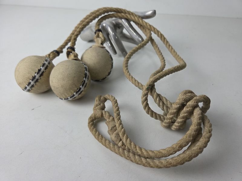 Boleadoras en cuero trenzado - Accesorios para Vehículos - imagen 4