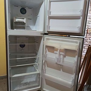 Heladera Samsung Digital Inverter RT29K571BS8 con Dispensador de Agua - imagen 2
