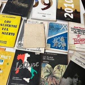 Lote de Más de 70 Libros, Revistas y Varios - imagen 22