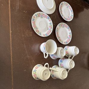Juego de 6 Tazas y Platos de Porcelana China con Diseño Floral - imagen 5