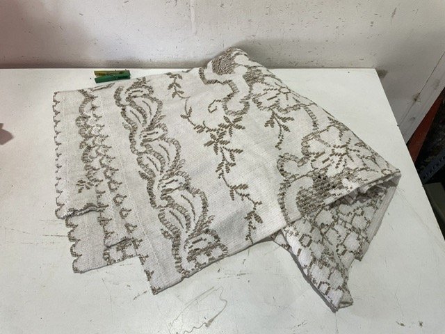 Item 27348 - Image 0