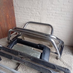 Kit Accesorios Cromados para Toyota Hilux: Estribos Bepo, Defensa y antivuelco - imagen 11