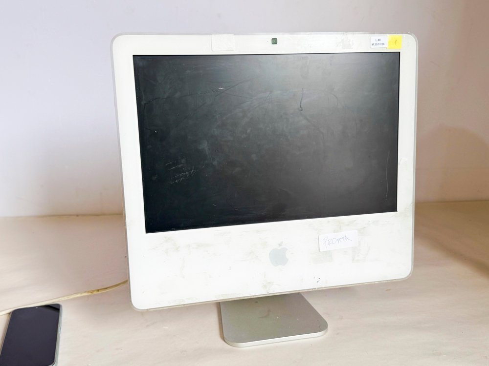 Lote anterior: PC Mac con cable - Computadora Apple conectada