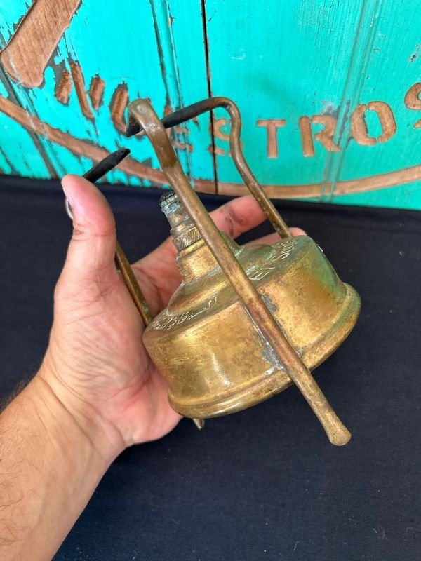 Lámpara de combustible antigua - imagen 1