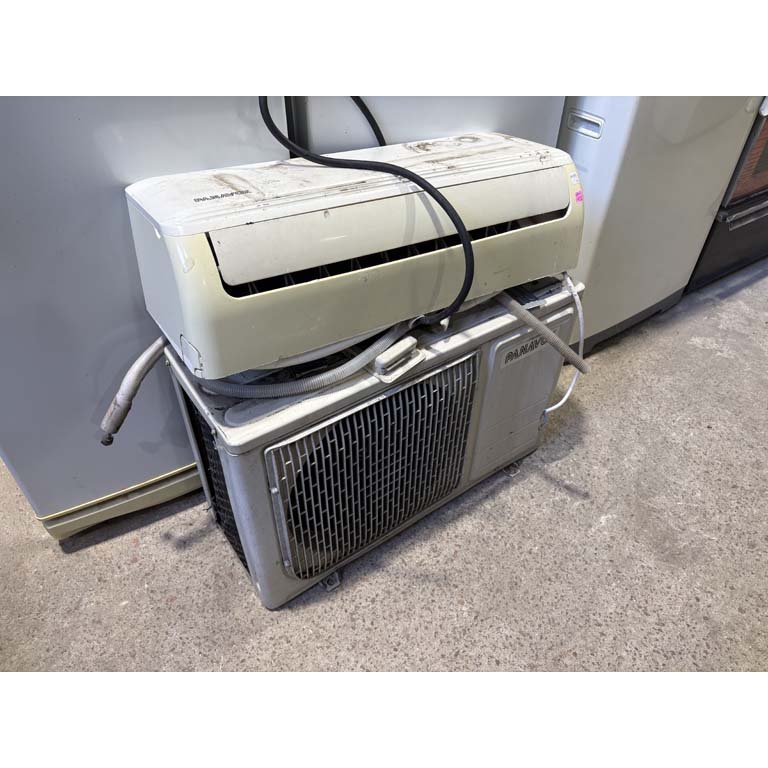 Lote siguiente: Aire acondicionado Panavox 9000 BTU en mal estado