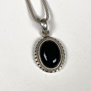 Cadena de Plata 925 con Colgante Ovalado de Piedra Negra - imagen 3