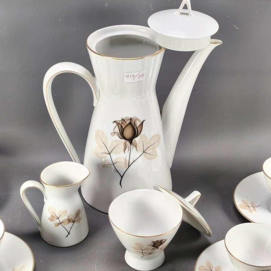 Juguetes y Accesorios para Vehículos - Colección de Tazas y Platos de Porcelana - imagen 8