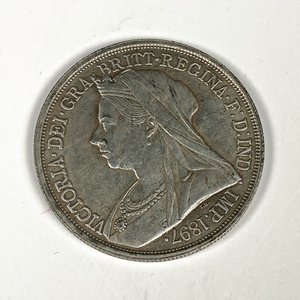 Moneda Inglesa de un chelín de 1897 con Victoria Regina - imagen 2