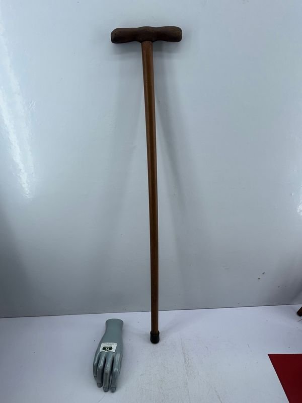 Bastón de Madera con Empuñadura T - imagen 1