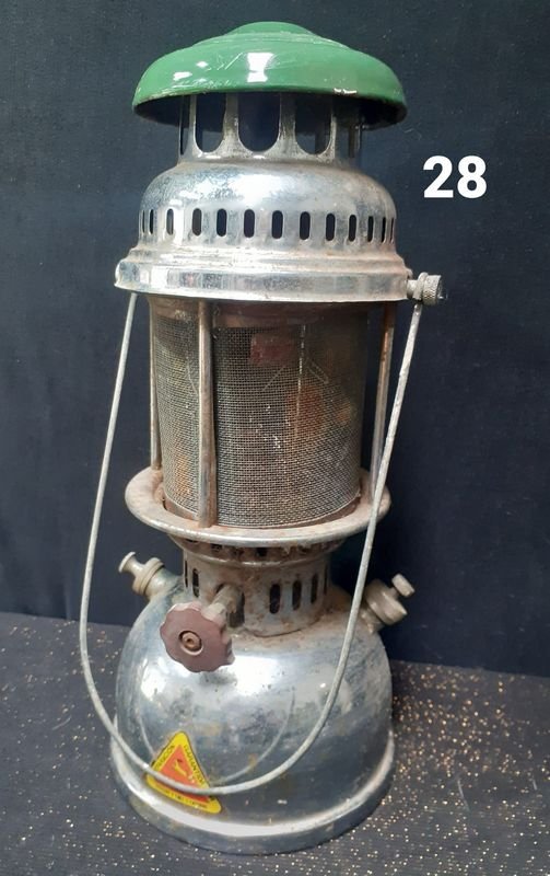 Lámpara de queroseno vintage con top de esmalte verde - imagen 2