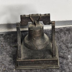 Réplica Campana de la Libertad "1776-1976" Antigua Metálica - imagen 6