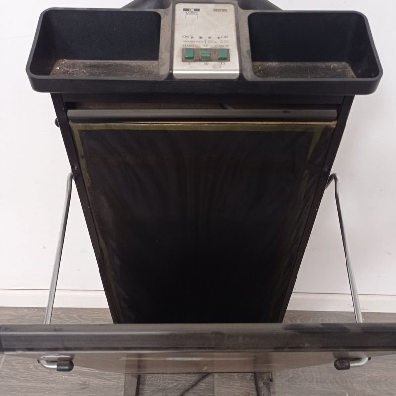 Despojado eléctrico de pie marca Corby. Prende. - imagen 3