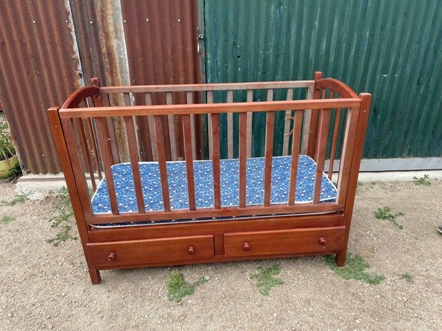 Item 27986 - Image 0