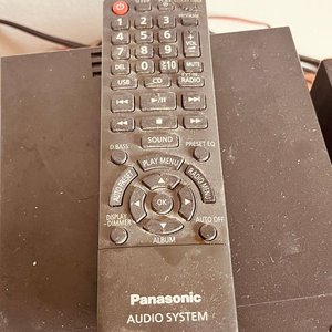 Equipo de Sonido Panasonic SA-PM200 con Parlantes y Control Remoto - imagen 5
