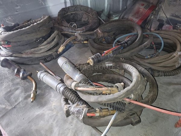 Lote de Cables de Soldar y Tubos Metálicos - imagen 1